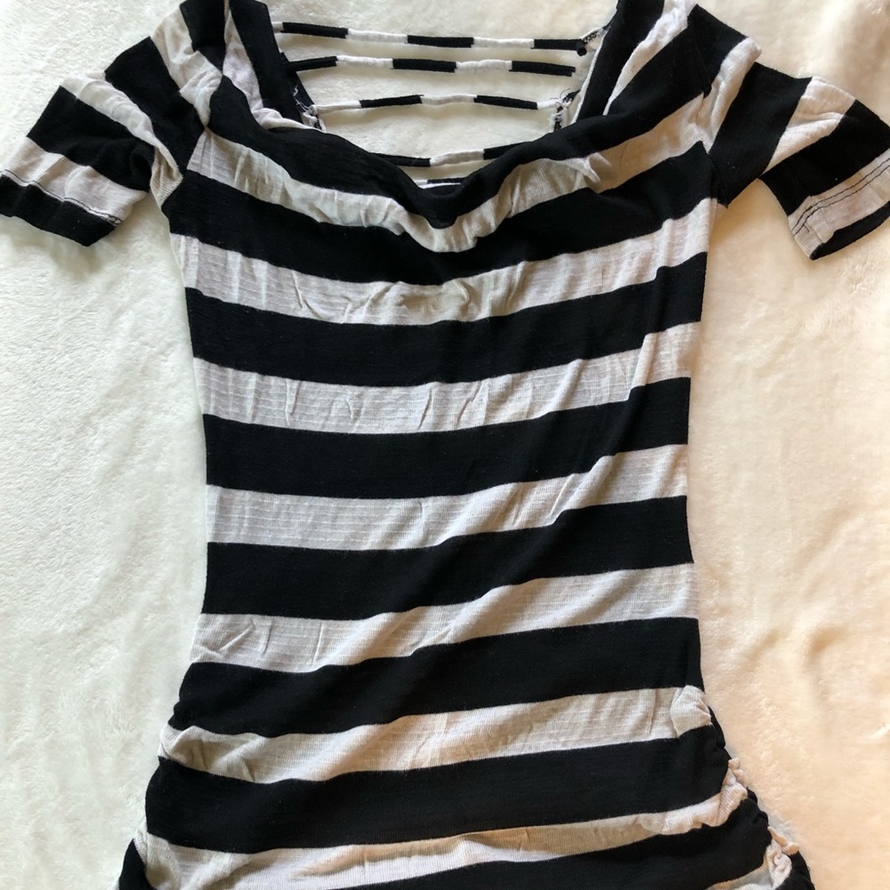 Rue 21 striped cowl-neck tee size S‎